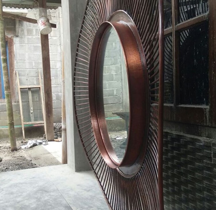 Wall mirror, Sumber : Copper Leluhur