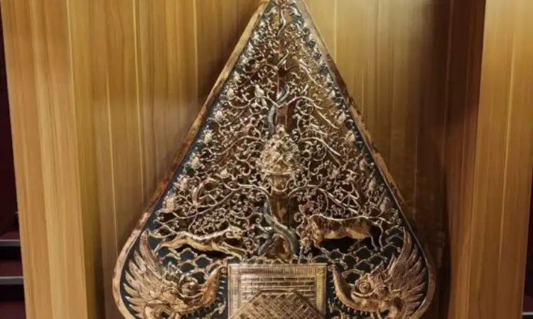 Simbol konsep ketuhanan, Sumber: artharupalogam.com